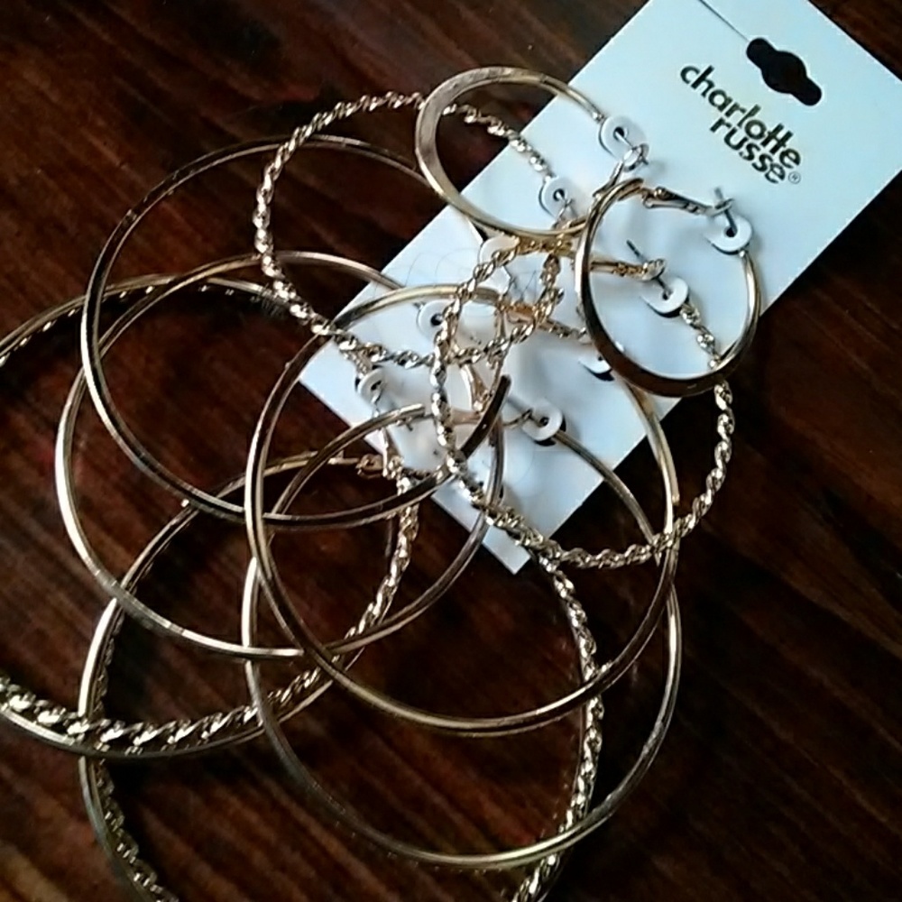5 pair of gold hoops